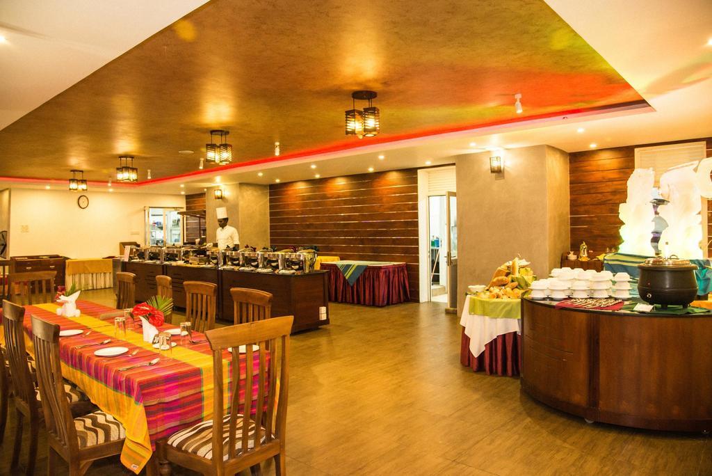 Paradise Beach Hotel Negombo Exterior foto